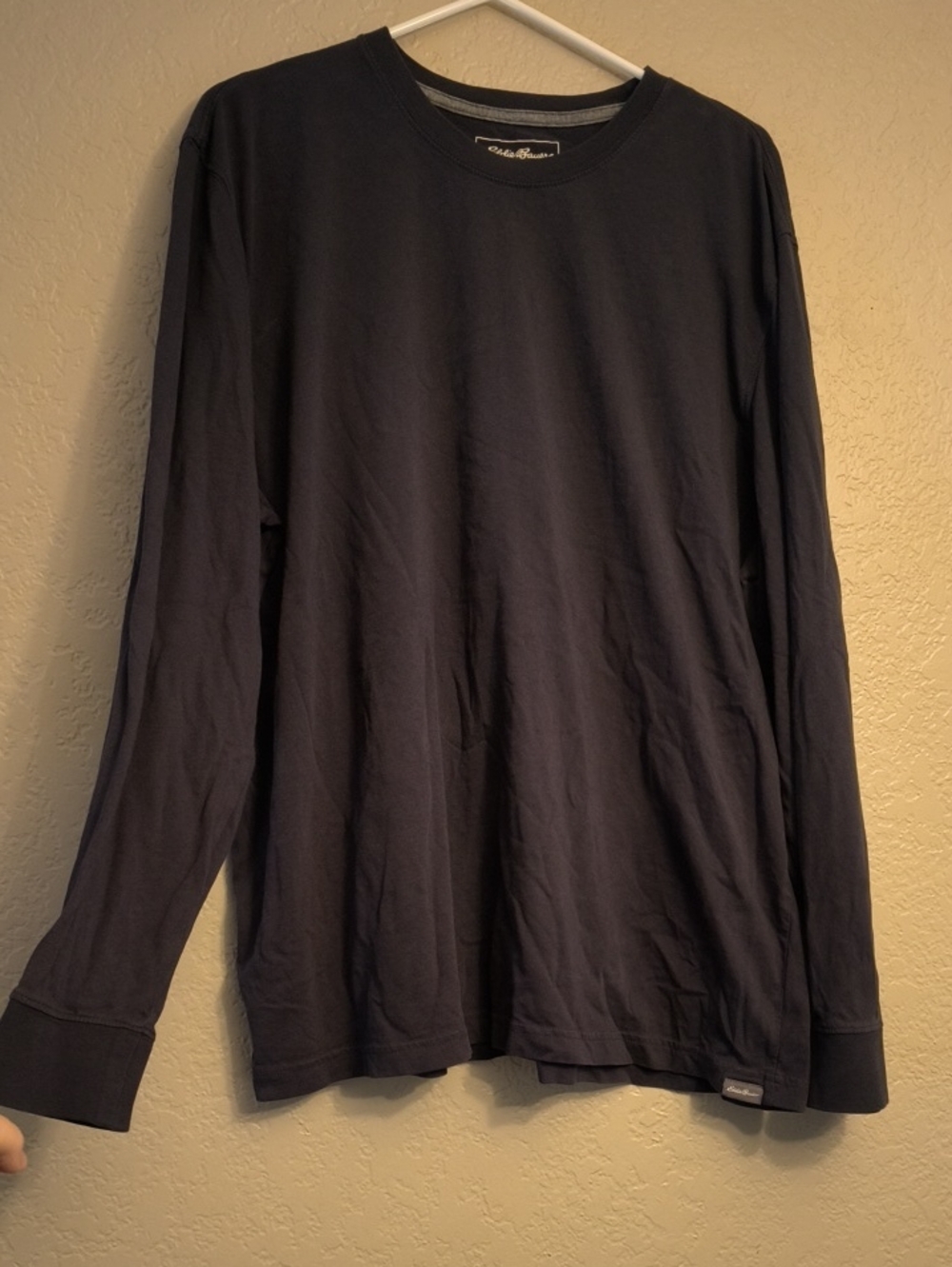 Eddie Bauer Men's XL Long-Sleeve Crew in Black 100% Cotton